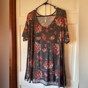 LulaRoe XL Perfect T